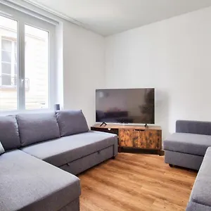  Apartment 1 Bedroom Quartier Latin Royer Collard